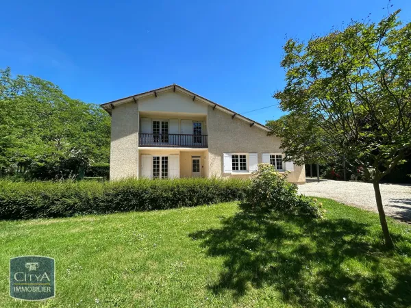 Maison 8 pièces 200 m²