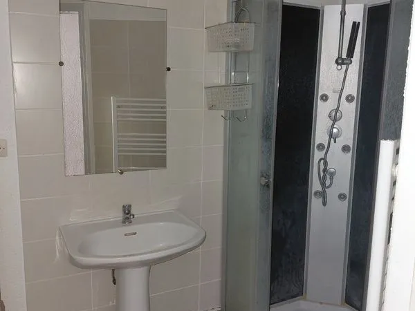 Studio 27 m² en centre ville de Lons le Saunier