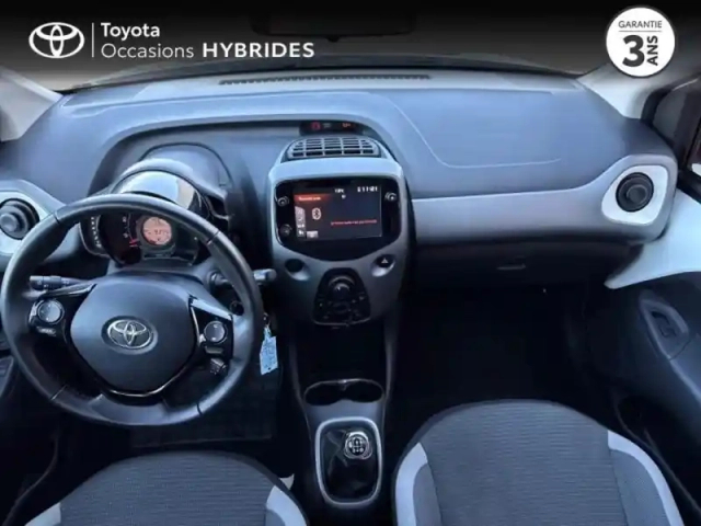 Toyota Aygo 1.0 vvt-i 72ch x-play 5p my20 — photo 8