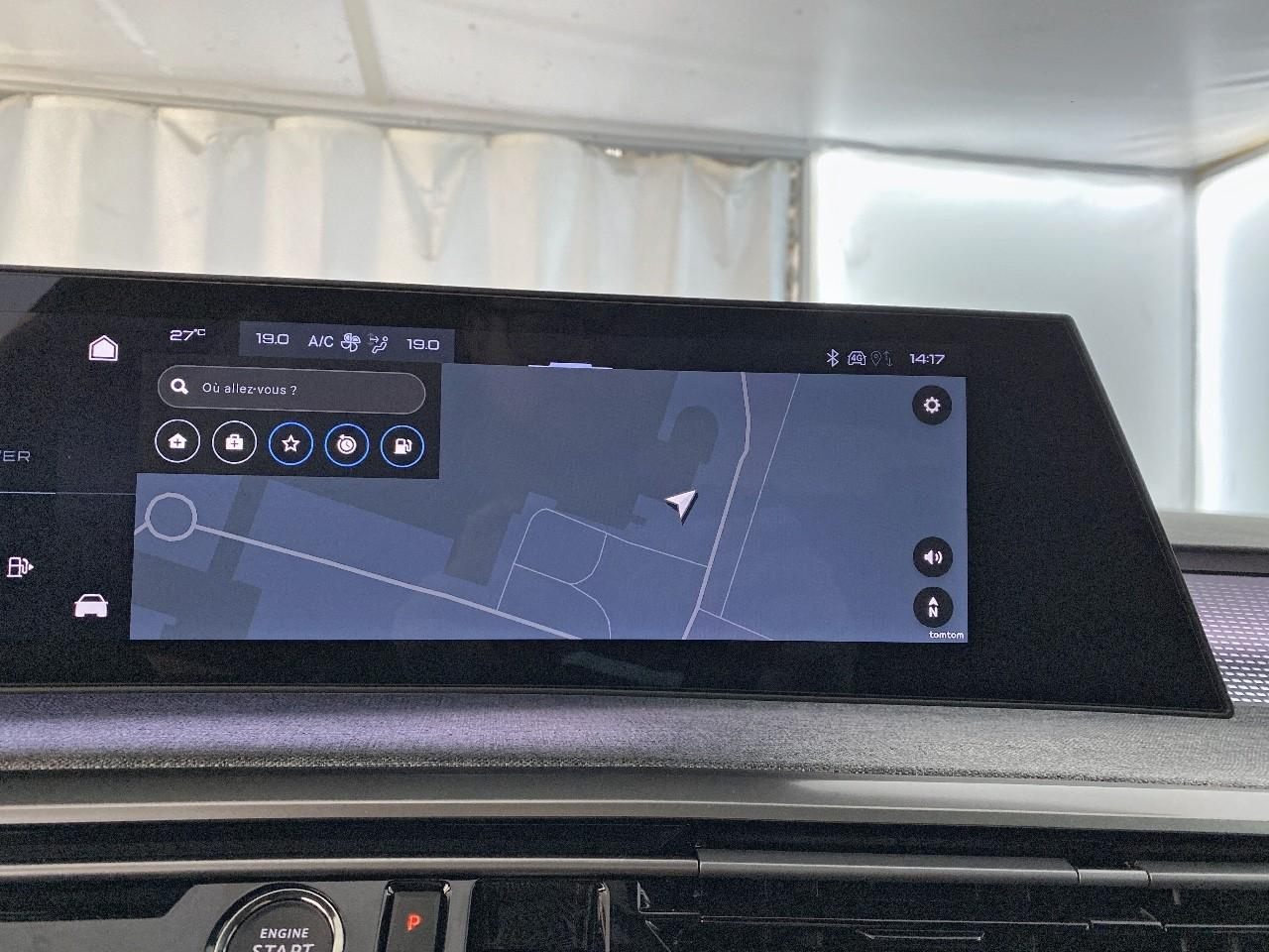 Peugeot 3008 hybrid 145 e-dcs6 gt — photo 14