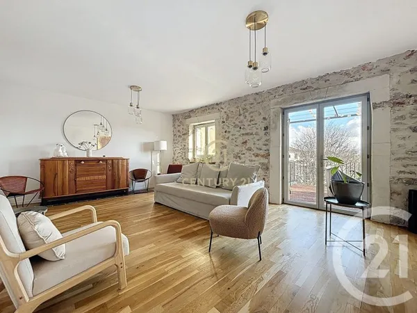 Maison 8 pièces 185 m²