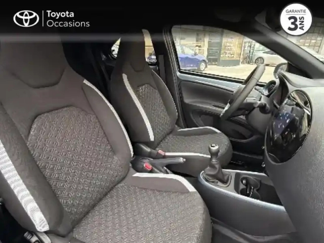 Toyota Aygo X 1.0 vvt-i 72ch design my24 — photo 6