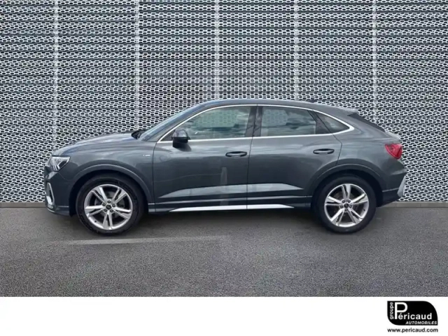 Audi Q3 sportback 35 tfsi 150 ch s tronic 7 — photo 2