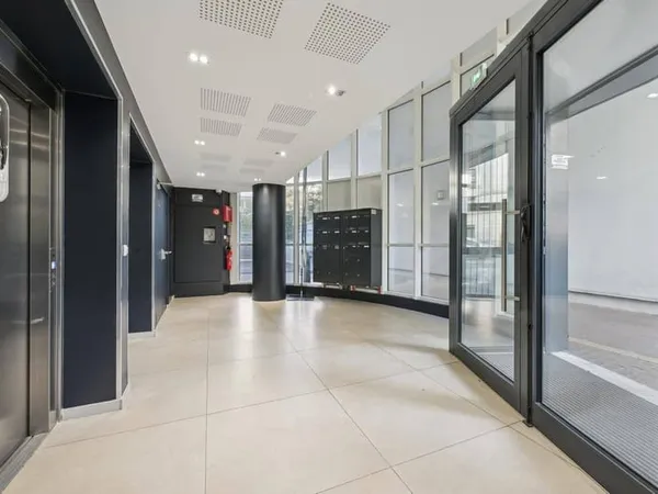 Bureaux 184 m²