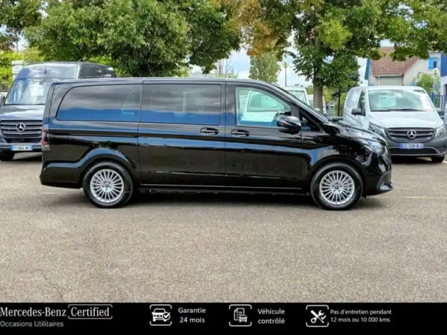 Mercedes Classe V 300 long 204ch 7 places 90kwh — photo 20