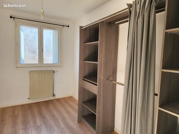 Loue P3 60m2 Tarentaise avec garage