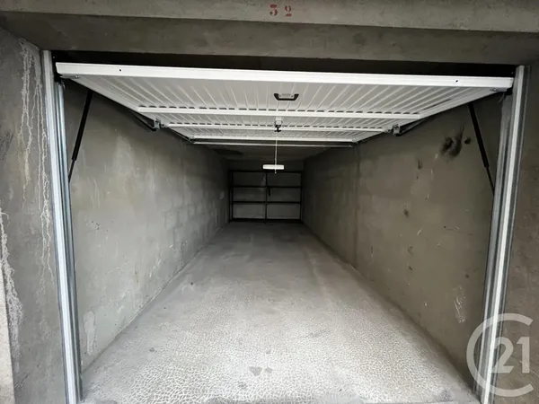 Parking 15 m²