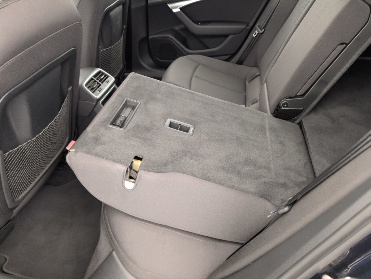 Audi A6 Avant — photo 12