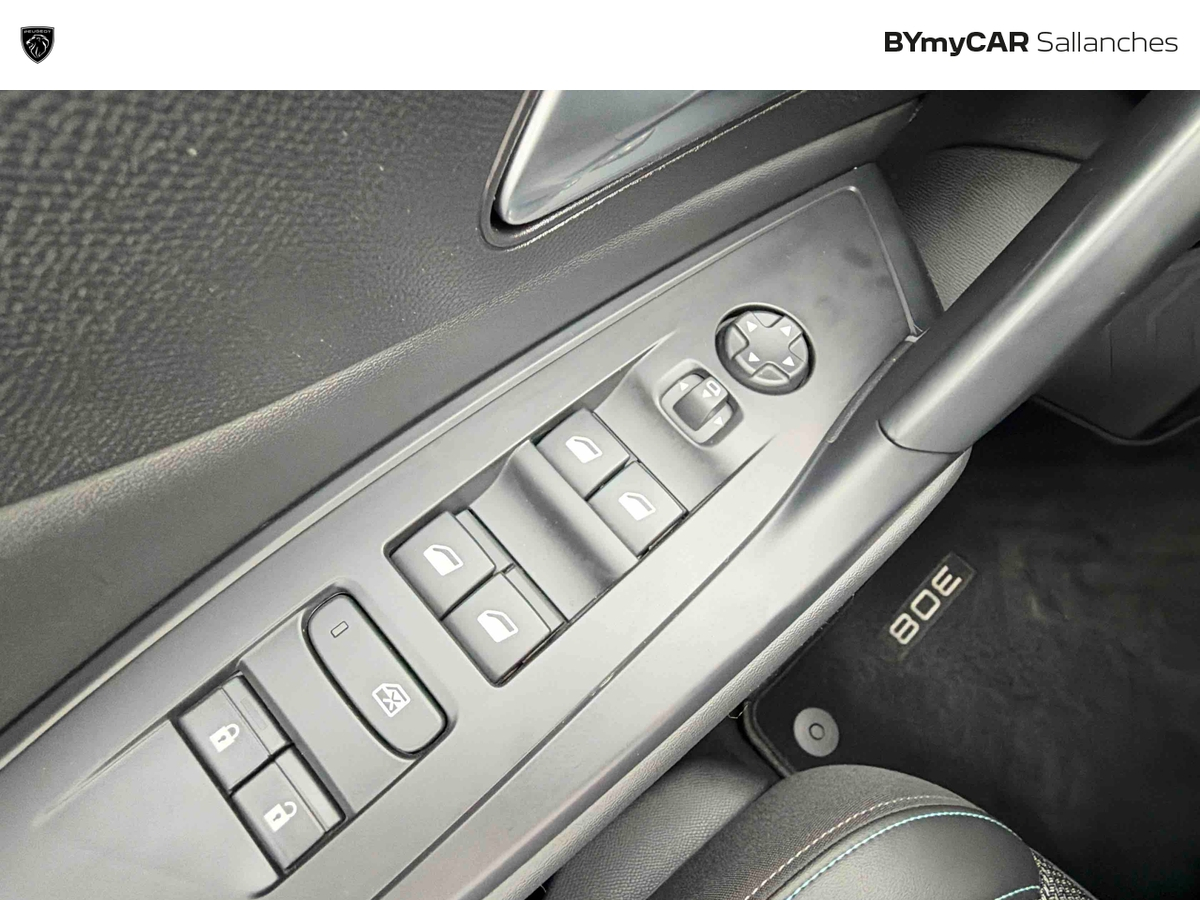Peugeot 308 SW PureTech 130ch S&amp;S EAT8 — photo 31