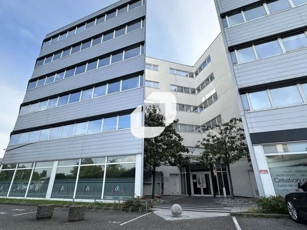 Bureaux 426 m²