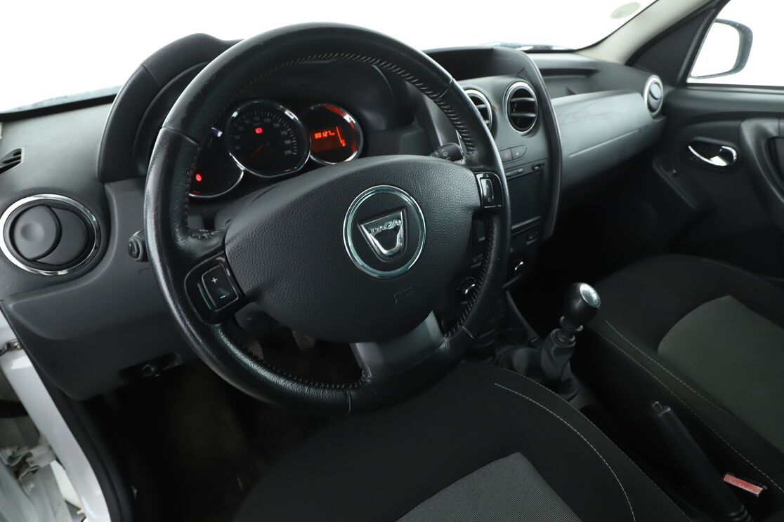 Dacia Duster 1.5 dCi Prestige 4x2 — photo 10