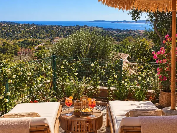 2 PIÈCES MAGNIFIQUE VUE MER