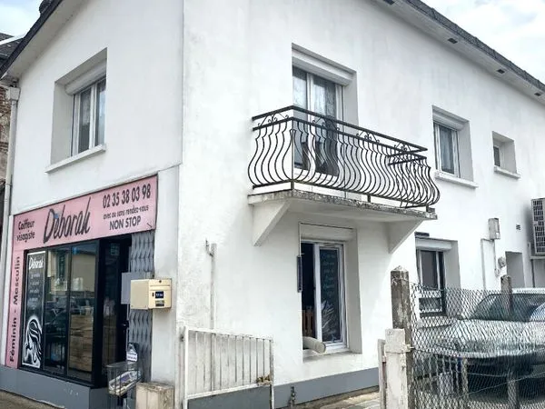 Immeuble 4 pièces 82 m²
