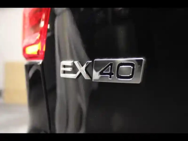 Volvo Ex40 single extended range 252ch plus — photo 15