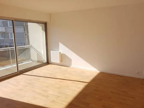 Studio 1 pièce 30 m²
