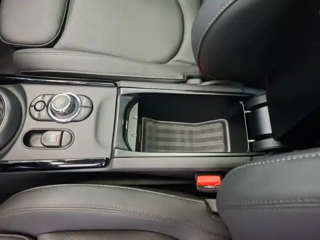 Mini Mini clubman cooper 136 ch dkg7 — photo 24
