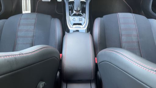 Peugeot 308 1.2 PureTech 130 EAT8 - GT – 2021 – 74274 km – Essence – Boîte Automatique — photo 3