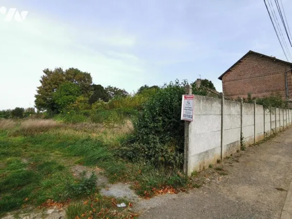 Terrain 946 m²