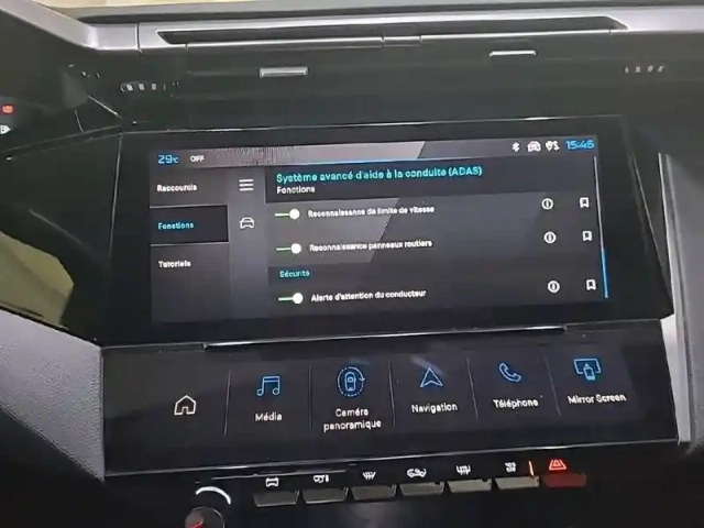 Peugeot 308 phev 180 e-eat8 — photo 23