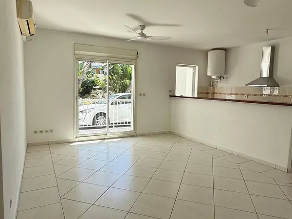 Appartement 1 pièce 80 m²