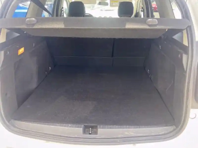 Dacia Duster 1.5 dci 110ch prestige 4x4 — photo 11