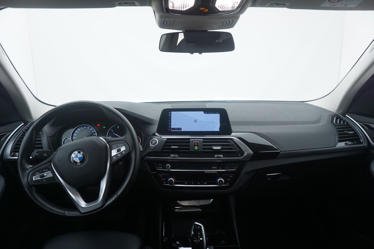 BMW X3 — photo 11