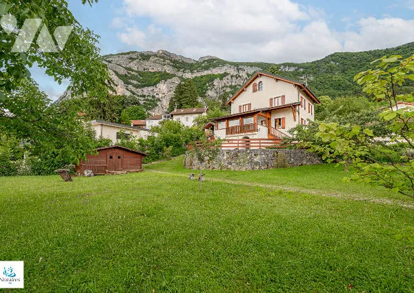 Maison 5 pièces 143 m²