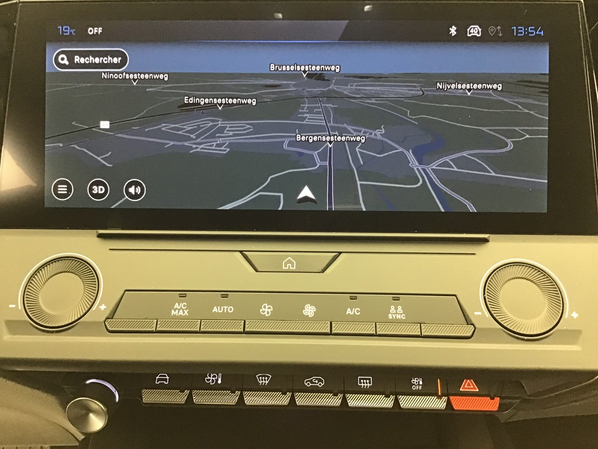 Peugeot 308 — photo 12