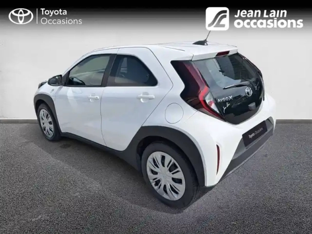Toyota Aygo x 1.0 vvt-i 72 s-cvt — photo 7