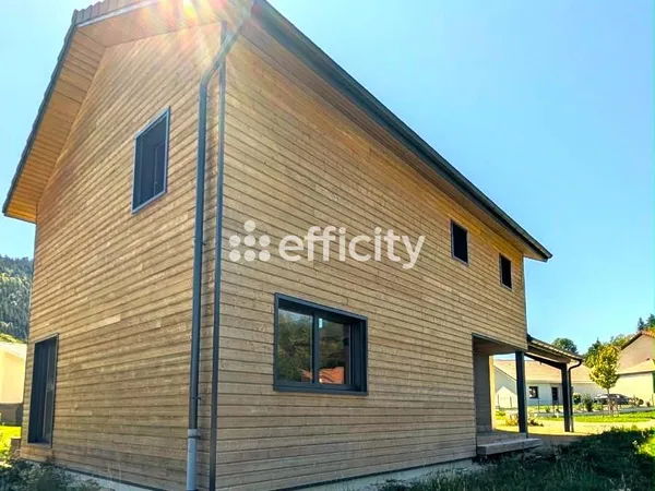 Maison 2 pièces 126 m²
