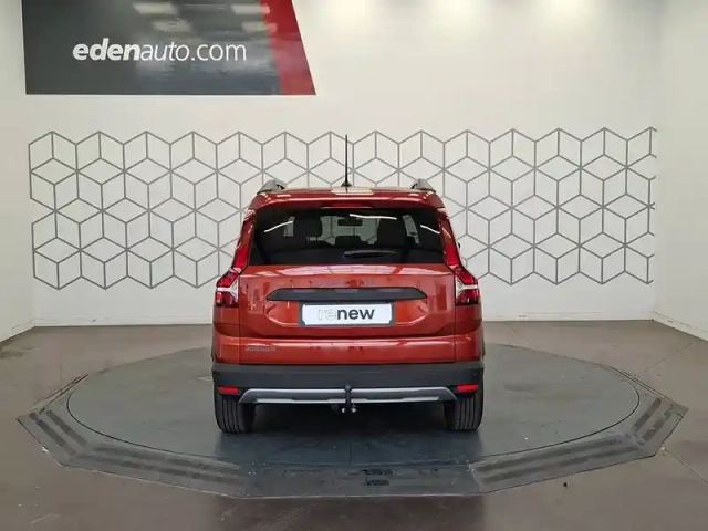 Dacia Jogger tce 110 7 places — photo 4