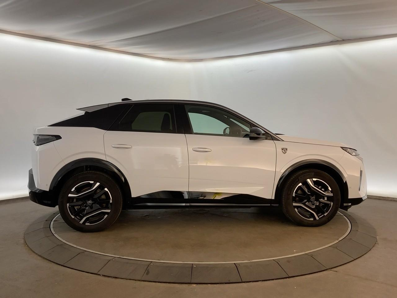Peugeot 3008 electrique 210 ch 73 kwh gt — photo 4