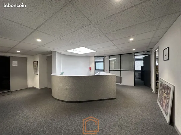Bureaux 18 m² Fleurieu-sur-Saône