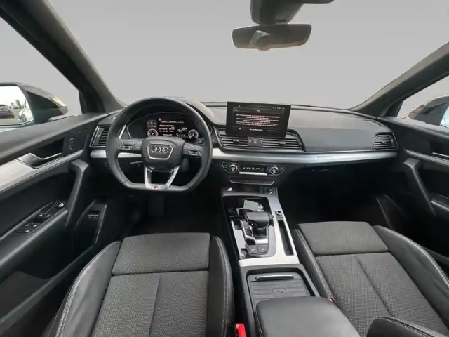 Audi Q5 55 tfsie 367 s tronic 7 quattro — photo 15