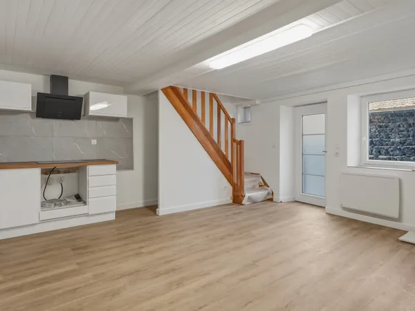 EXCLUSIVITÉ - NOHANENT - Lot de deux maisons de ville avec p