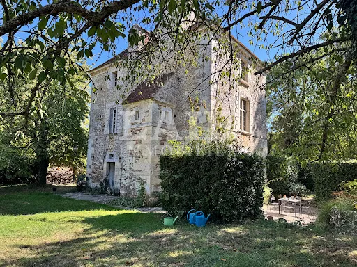 Maison 5 pièces 165 m²