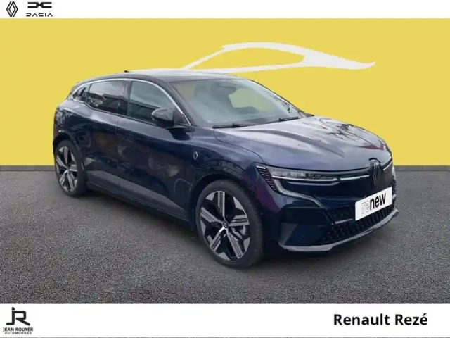 Renault Megane e-tech electric ev60 220ch iconic super charge -b — photo 2