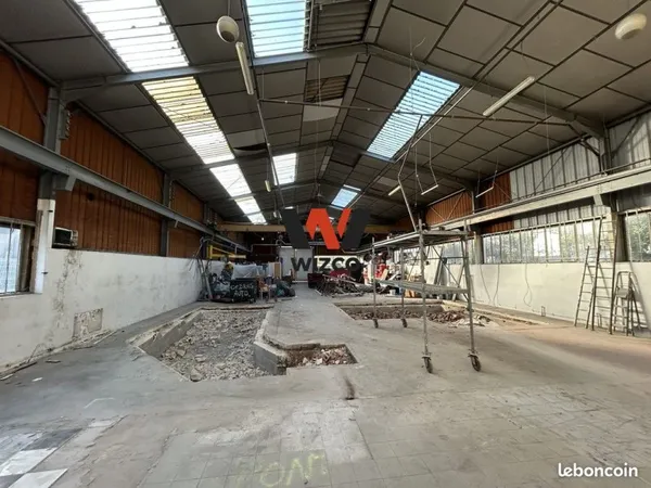 Local 600 m² Chennevières-sur-Marne