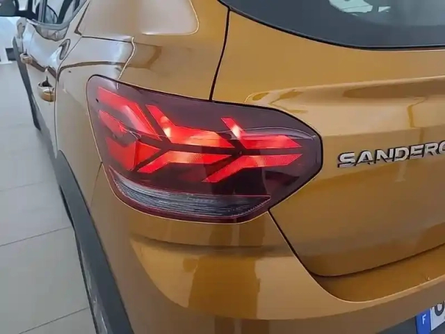 Dacia Sandero tce 90 cvt — photo 17