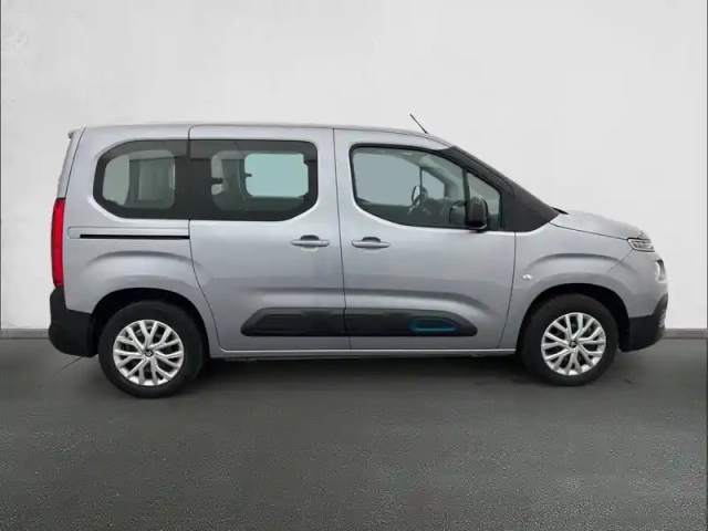 Citroën Berlingo e- taille m 136 ch 100 kwh automatique — photo 24
