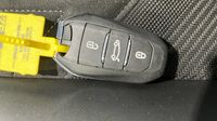 Peugeot 308 1.2 PureTech 130ch S&S GT EAT8 — photo 16