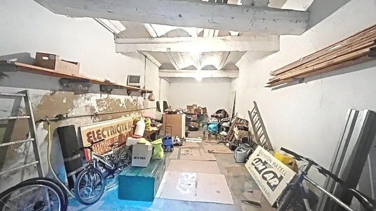 Photo 2