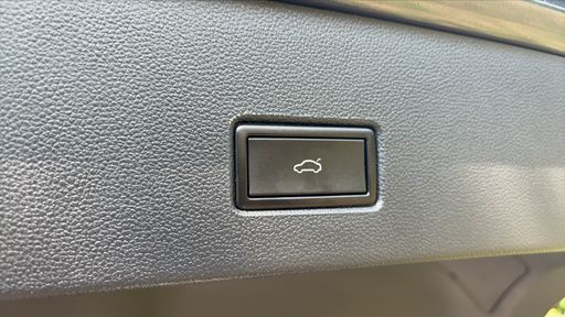 Volkswagen T-Roc 1.5 TSI 150 - Carat Exclusive – 2019 – 130212 km – Essence – Boîte Manuelle — photo 24
