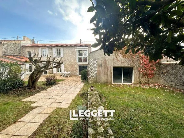 Maison 9 pièces 160 m²