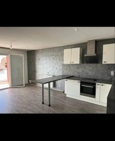 EXCLUSIVITÉ - CRÉDIT VENDEUR POSSIBLE - BEL APPARTEMENT 63 m² AVEC BALCON & GARAGE