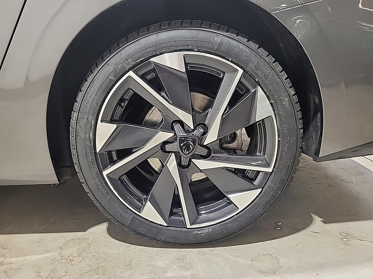 Peugeot 308 sw bluehdi 130ch s&s eat8 allure pack — photo 16