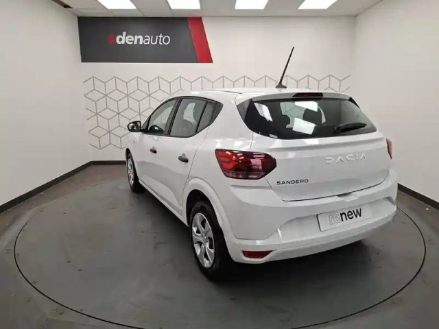 Dacia Sandero sce 65 — photo 3