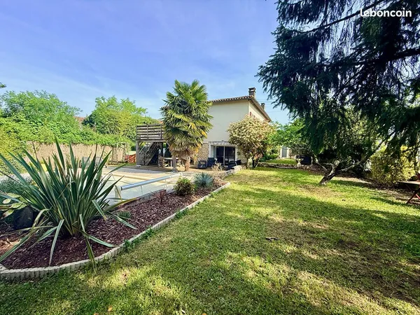 Maison 7 pièces 147 m²