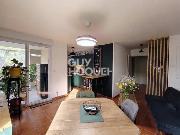 Carpentras, Appartement T3 de 52 m² avec balcon et stationnement privatif