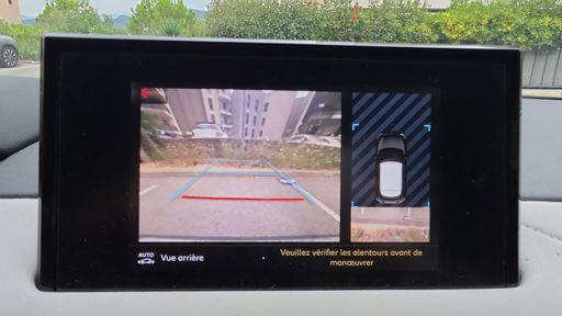 DS DS3 Crossback 1.2 PureTech 100 - So Chic – 2021 – 44655 km – Essence – Boîte Manuelle — photo 9